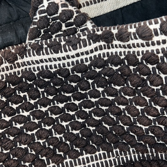 Pearl and Caviar tassel heavy duty woven oversized tote bag - Picture 7 of 15